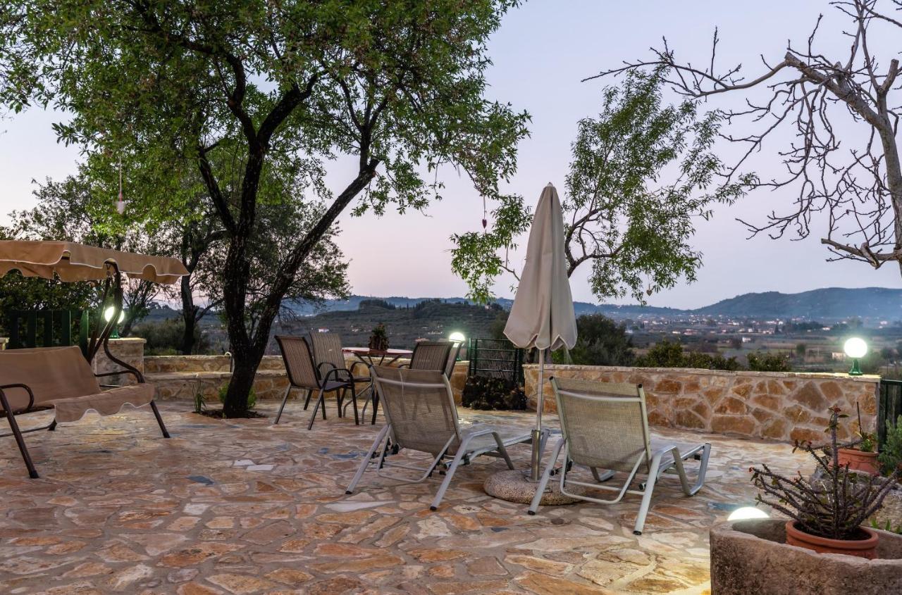 Mika's Valley View House Holiday home